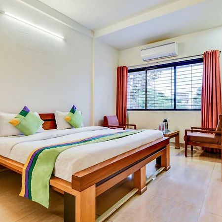 Hotel Treebo Trend Surya Nashik Zewnętrze zdjęcie
