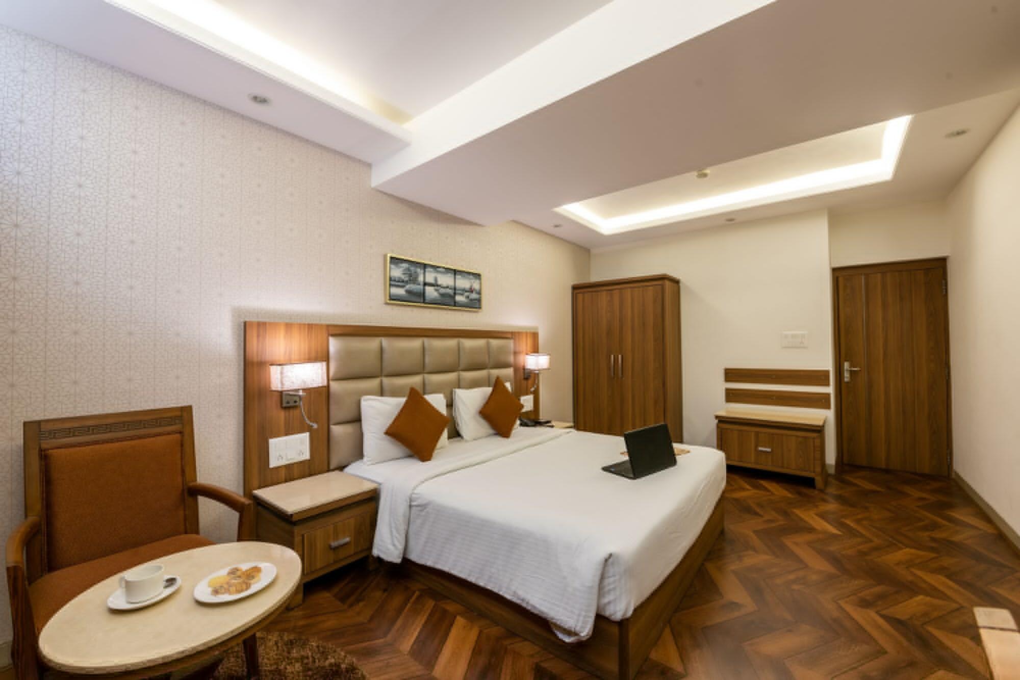 Hotel Treebo Trend Surya Nashik Zewnętrze zdjęcie