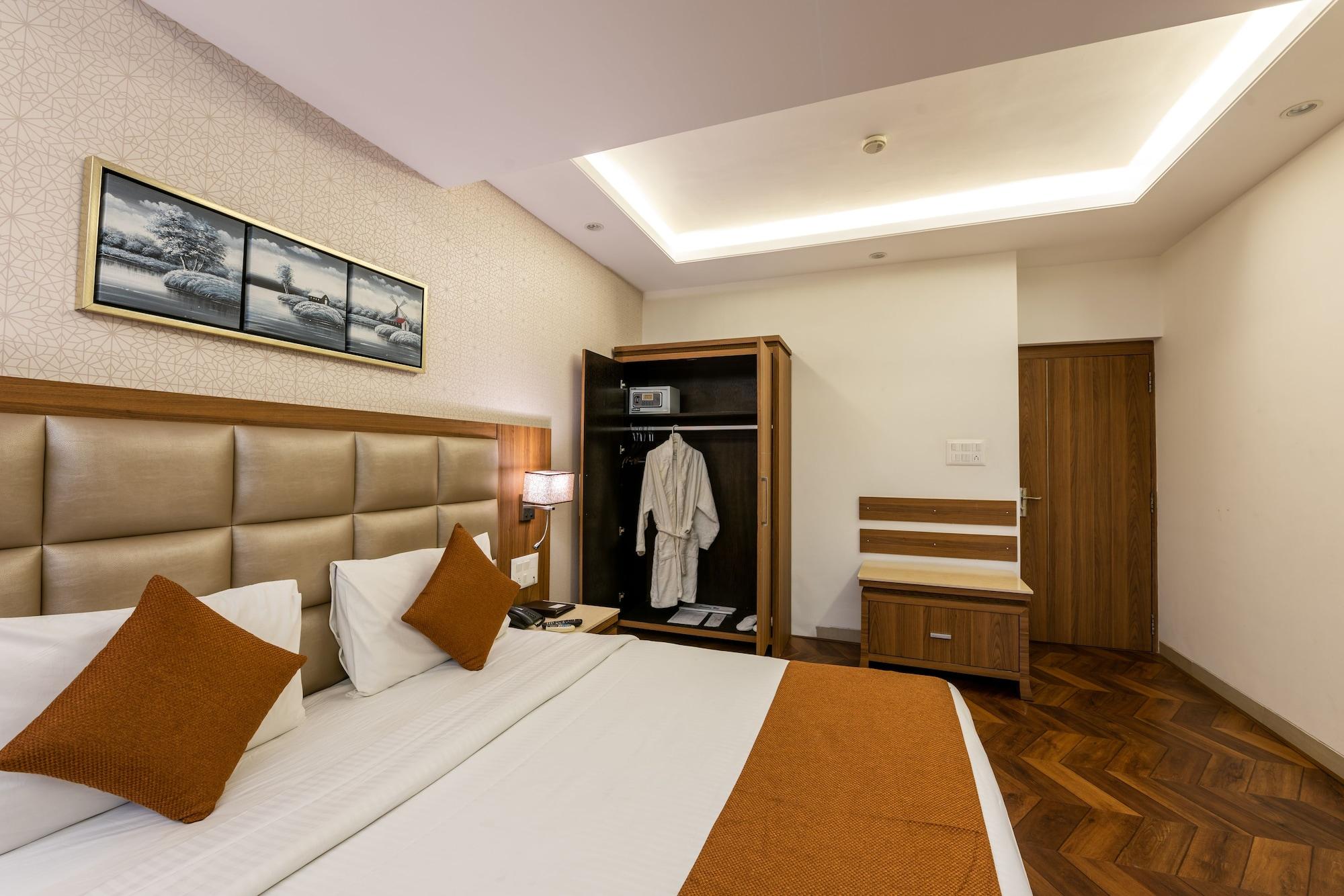 Hotel Treebo Trend Surya Nashik Zewnętrze zdjęcie