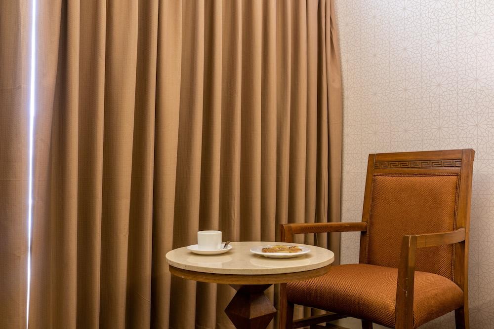Hotel Treebo Trend Surya Nashik Zewnętrze zdjęcie