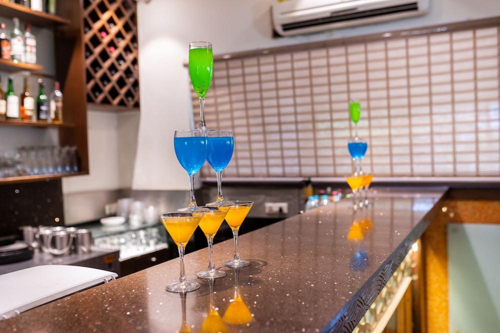 Hotel Treebo Trend Surya Nashik Zewnętrze zdjęcie
