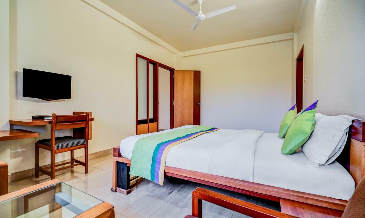 Hotel Treebo Trend Surya Nashik Zewnętrze zdjęcie