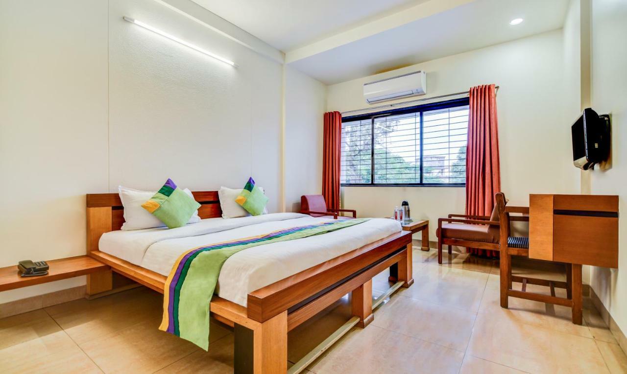 Hotel Treebo Trend Surya Nashik Zewnętrze zdjęcie
