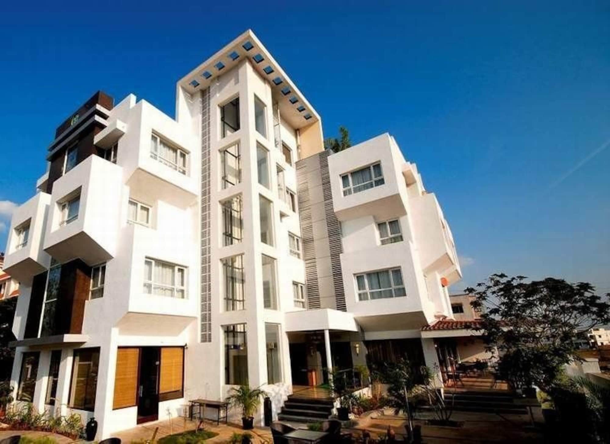 Hotel Treebo Trend Surya Nashik Zewnętrze zdjęcie